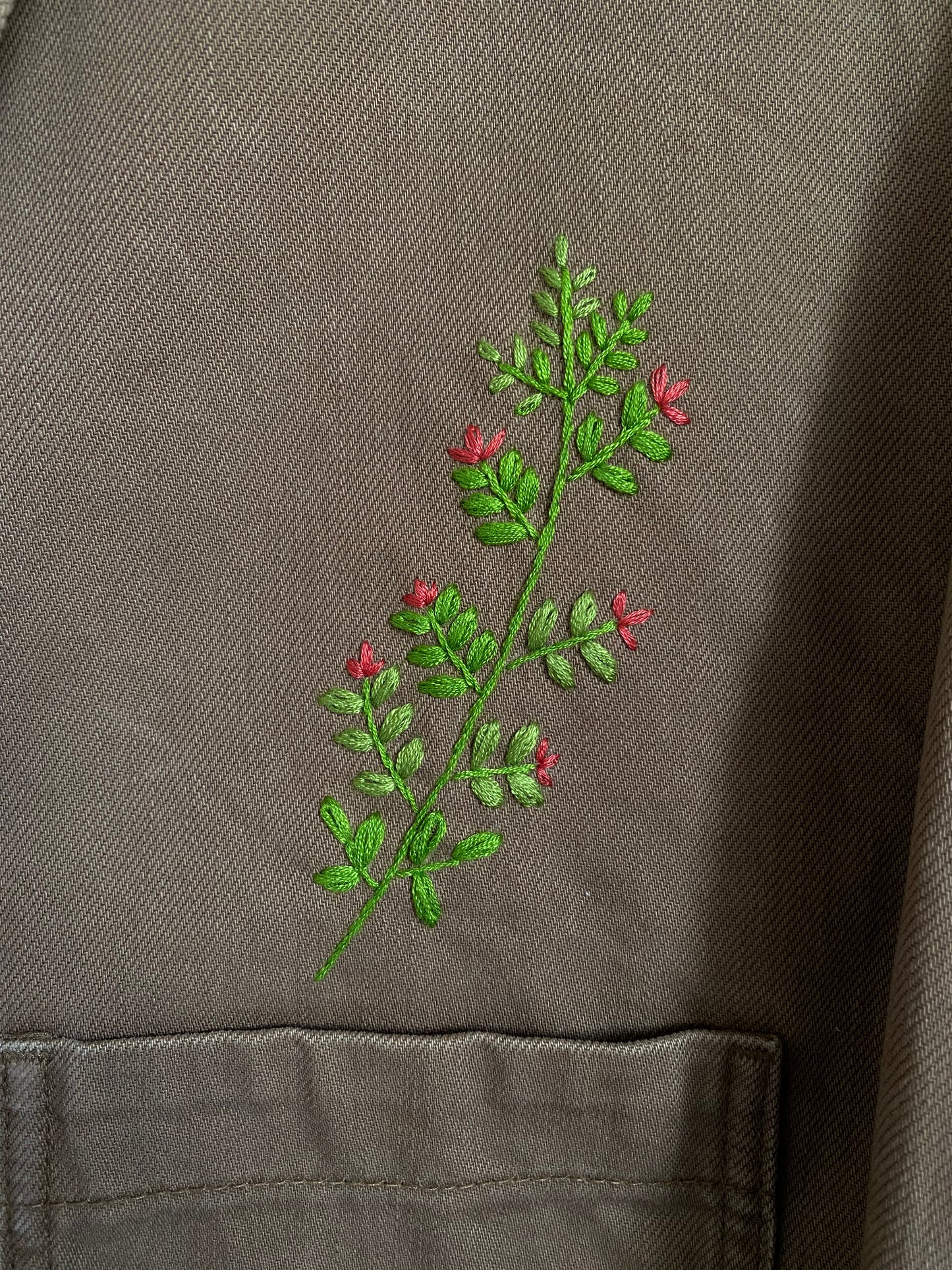Jakke med broderi