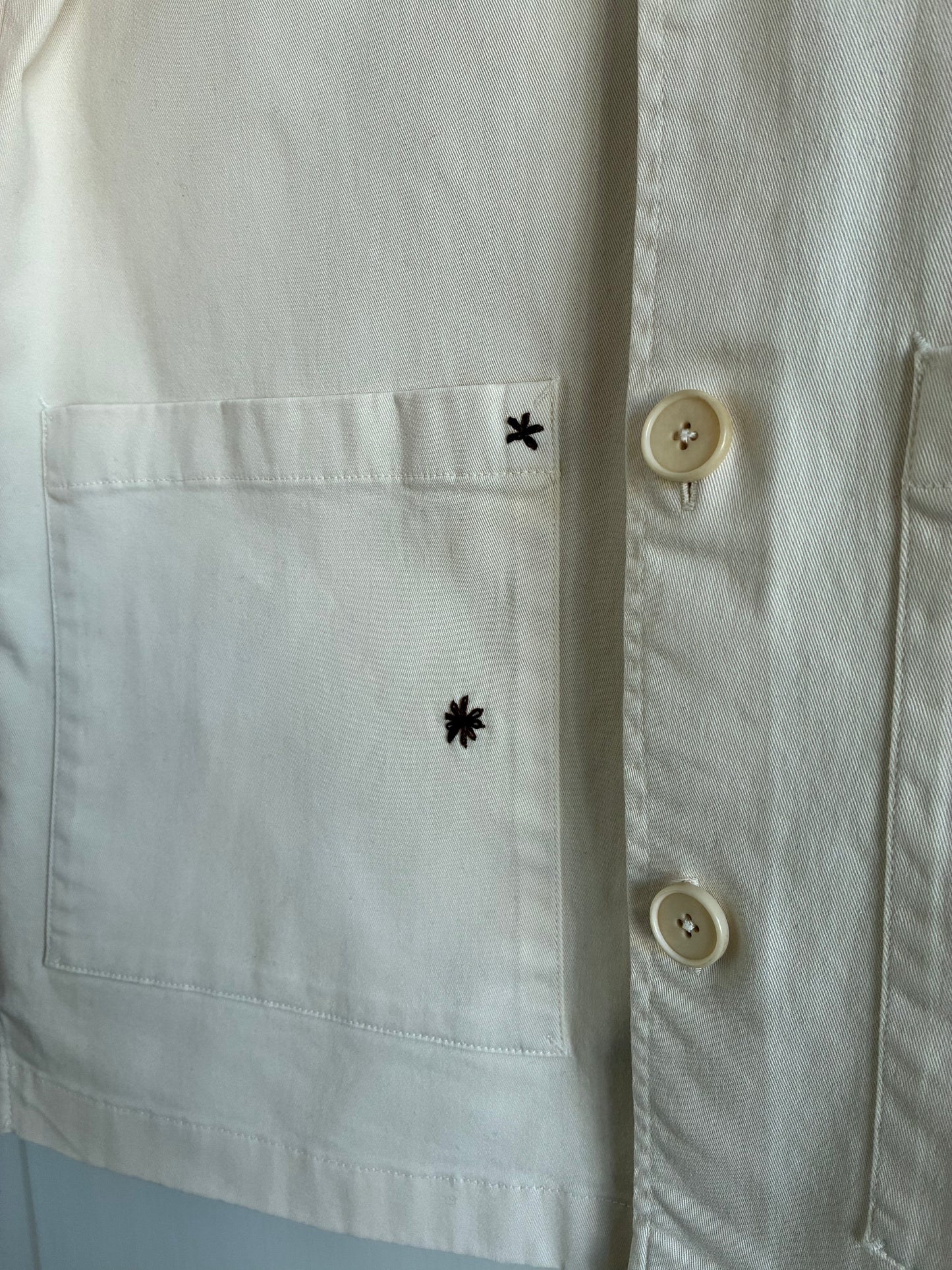 Jakke med broderi