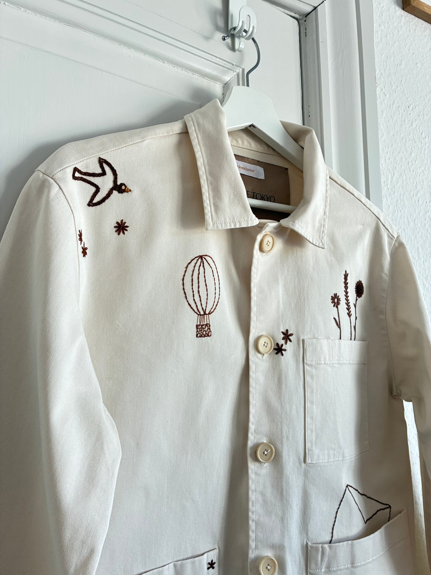 Jakke med broderi