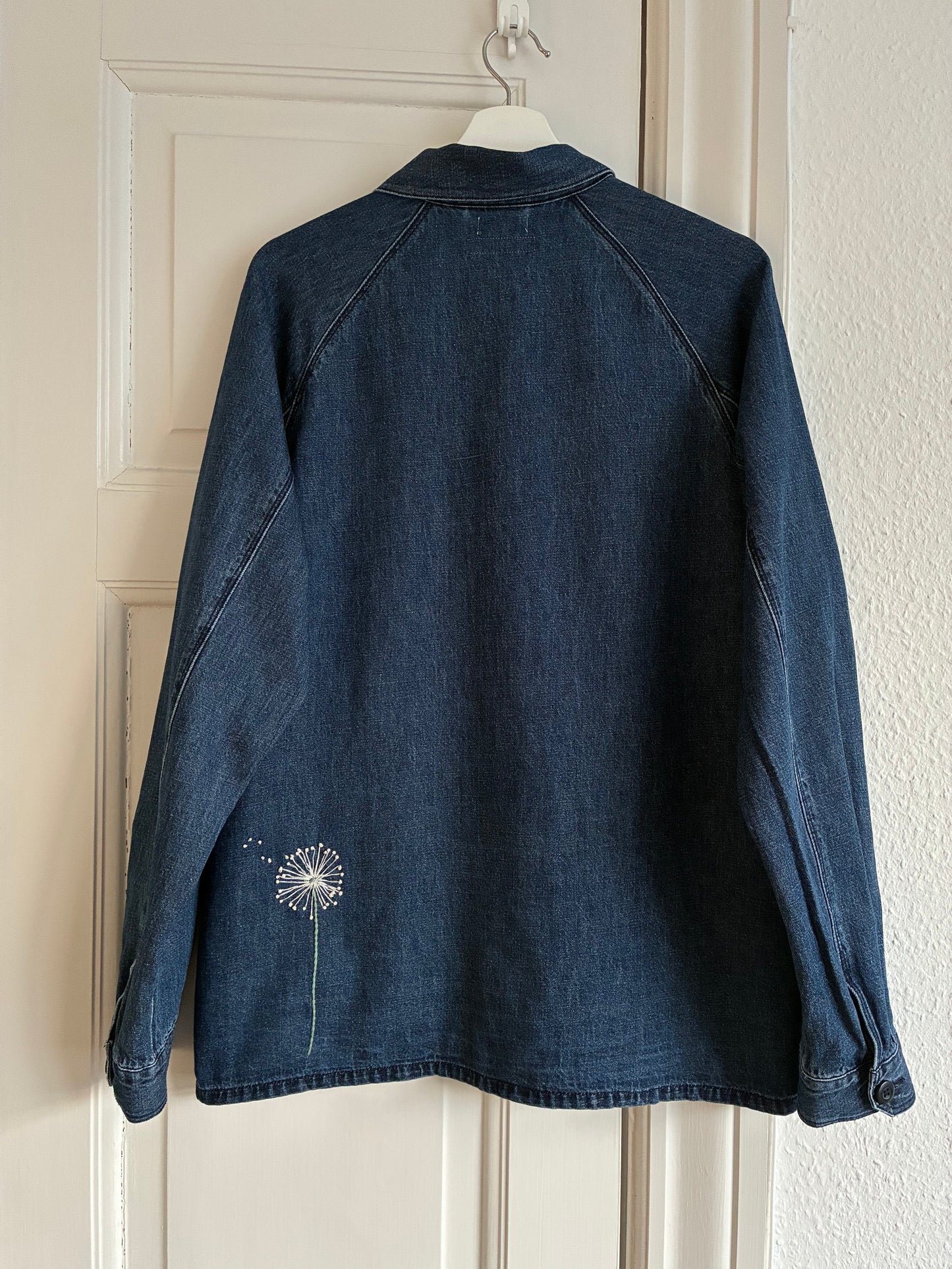 Jakke med broderi